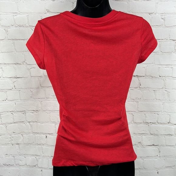 Disney woman’s red T-shirt Classic Mickey Mouse size S - Picture 5 of 6